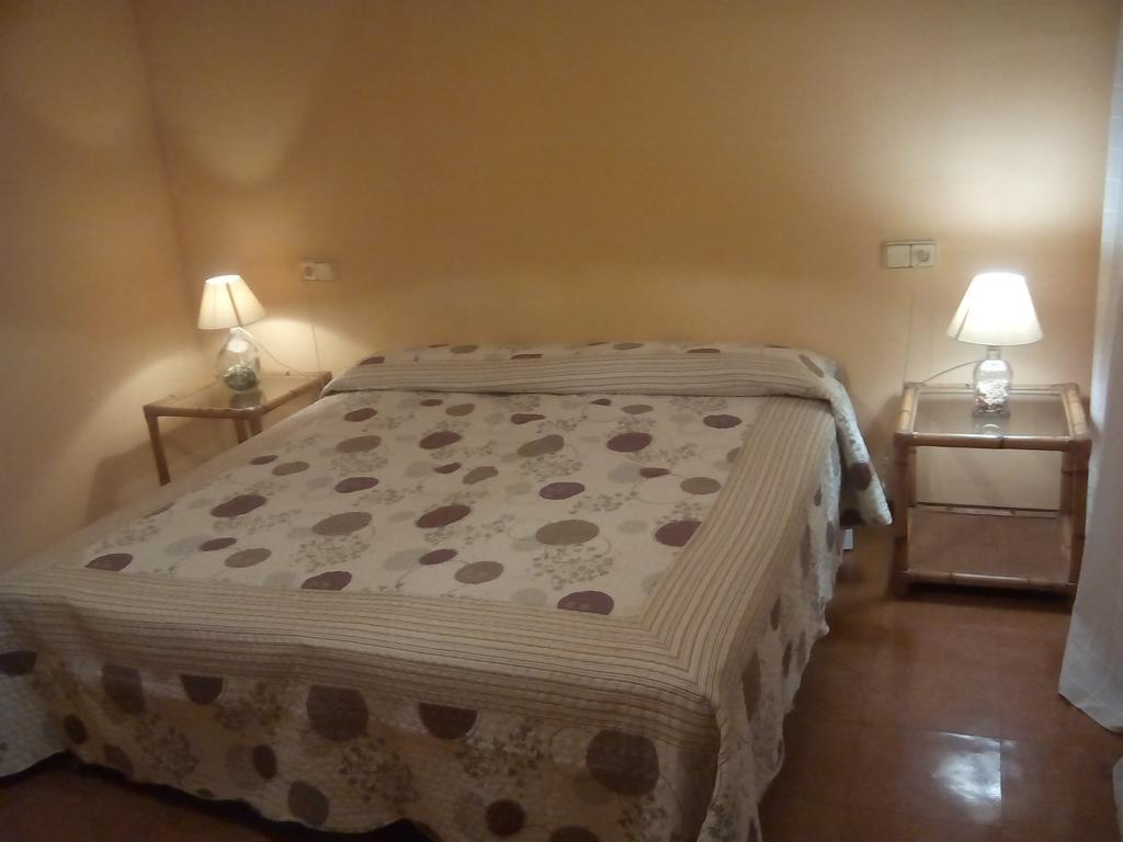 Hôtel Puig Gros à Montrás Chambre photo
